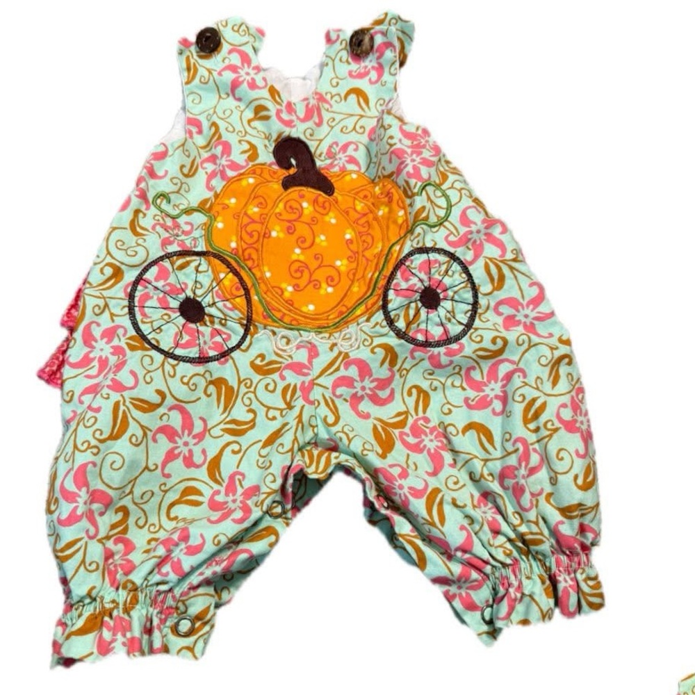 La Jenn’s 3 month pumpkin carriage boutiques romper Halloween